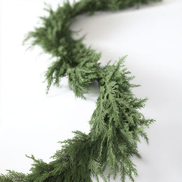 Garland (sold by the foot)